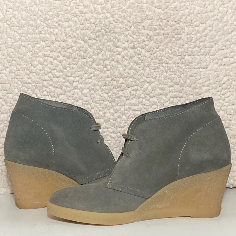 J. Crew Womens Desert Grey Suede Lace Up Gum Wedge Booties Shoes Size US 7